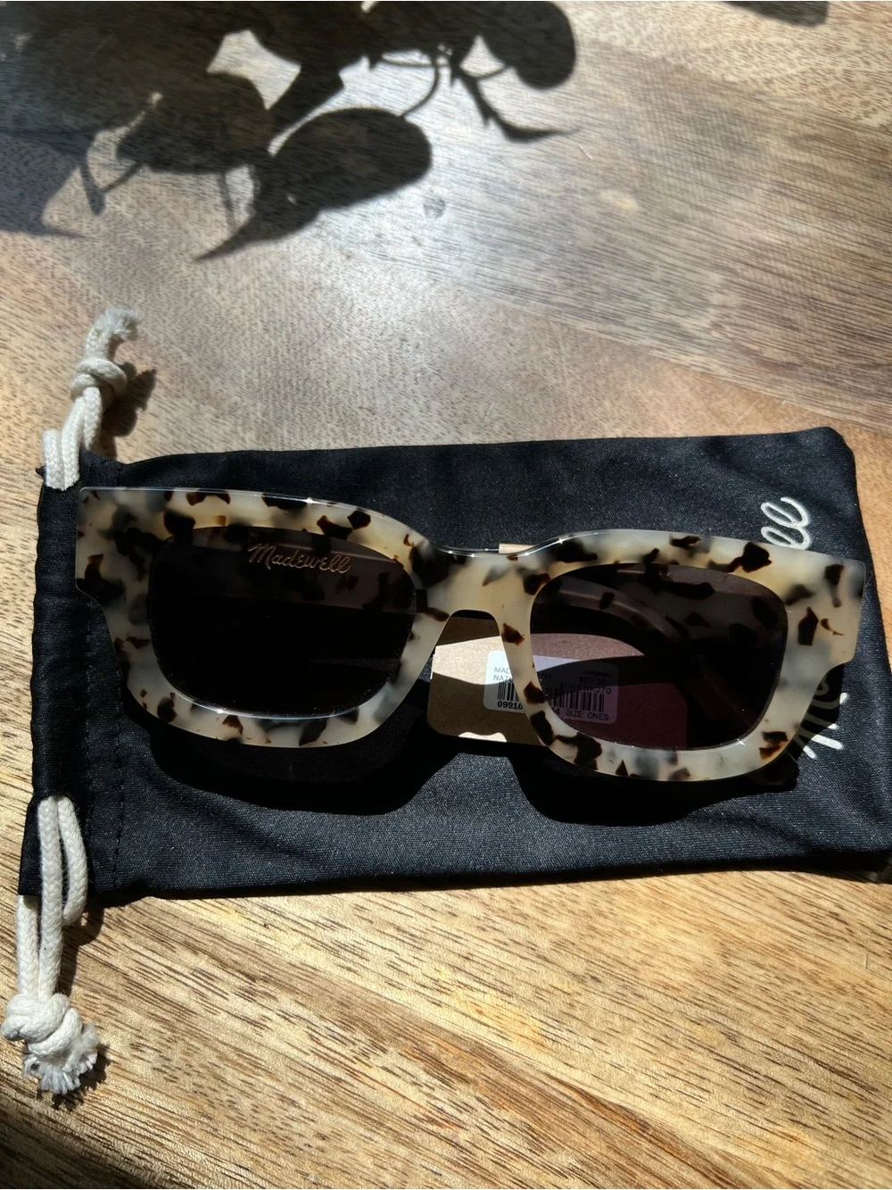 Madewell Safton Sunglasses in French Vanilla Tortoise